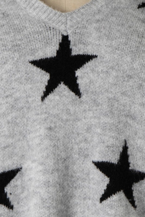 STAR SWEATER HOODIE IN BLACK AND GRAY