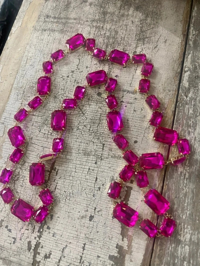 HOT PINK CHUNKY BOLD CRYSTAL LAYER NECKLACE