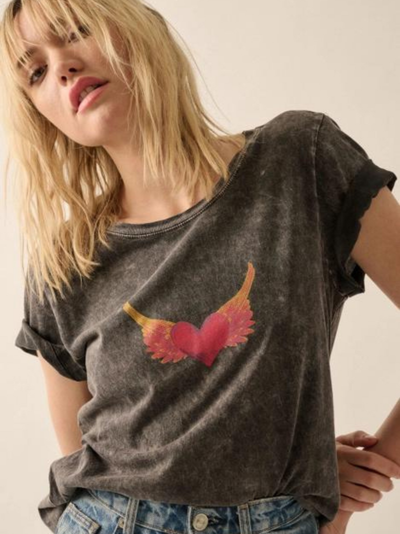 VINTAGE WASH TEE HEART WINGS